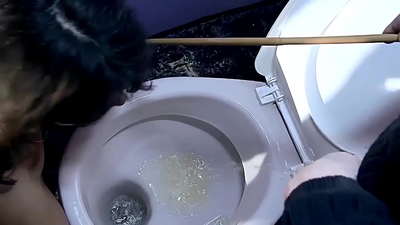 የኔ ቆንጆ የግል የወሲብ ባሪያ ሜላኒ ሜምፊስ። እሷ የእኔ ተወዳጅ ባሪያ ነች፣ ንፁህ ትመስላለች፣ ወጣት፣ በፊንጢጣ ወሲብ የምትፈፅም፣ ሚና የምትጫወት፣ እና በፈለግኩበት ጊዜ ልጠቀምባት እችላለሁ። ክፍል 1